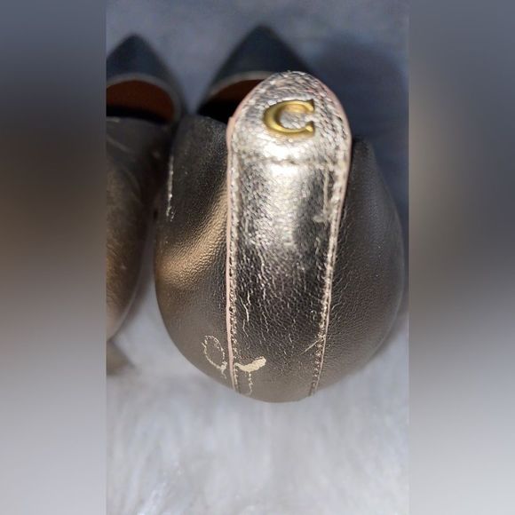 Coach gold heels - Picture 5 of 11